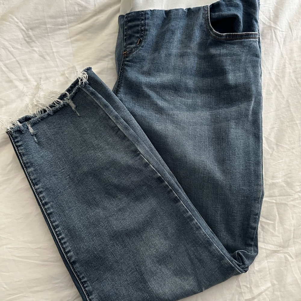 Women’s Maternity Blue Jeans